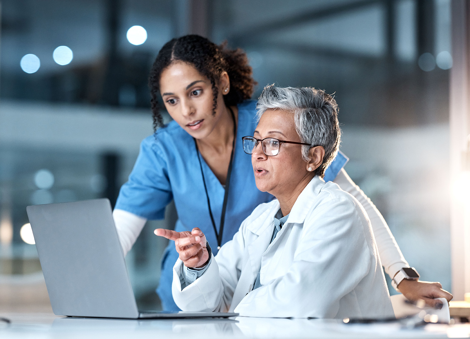 Clinicians accessing Epic workflow