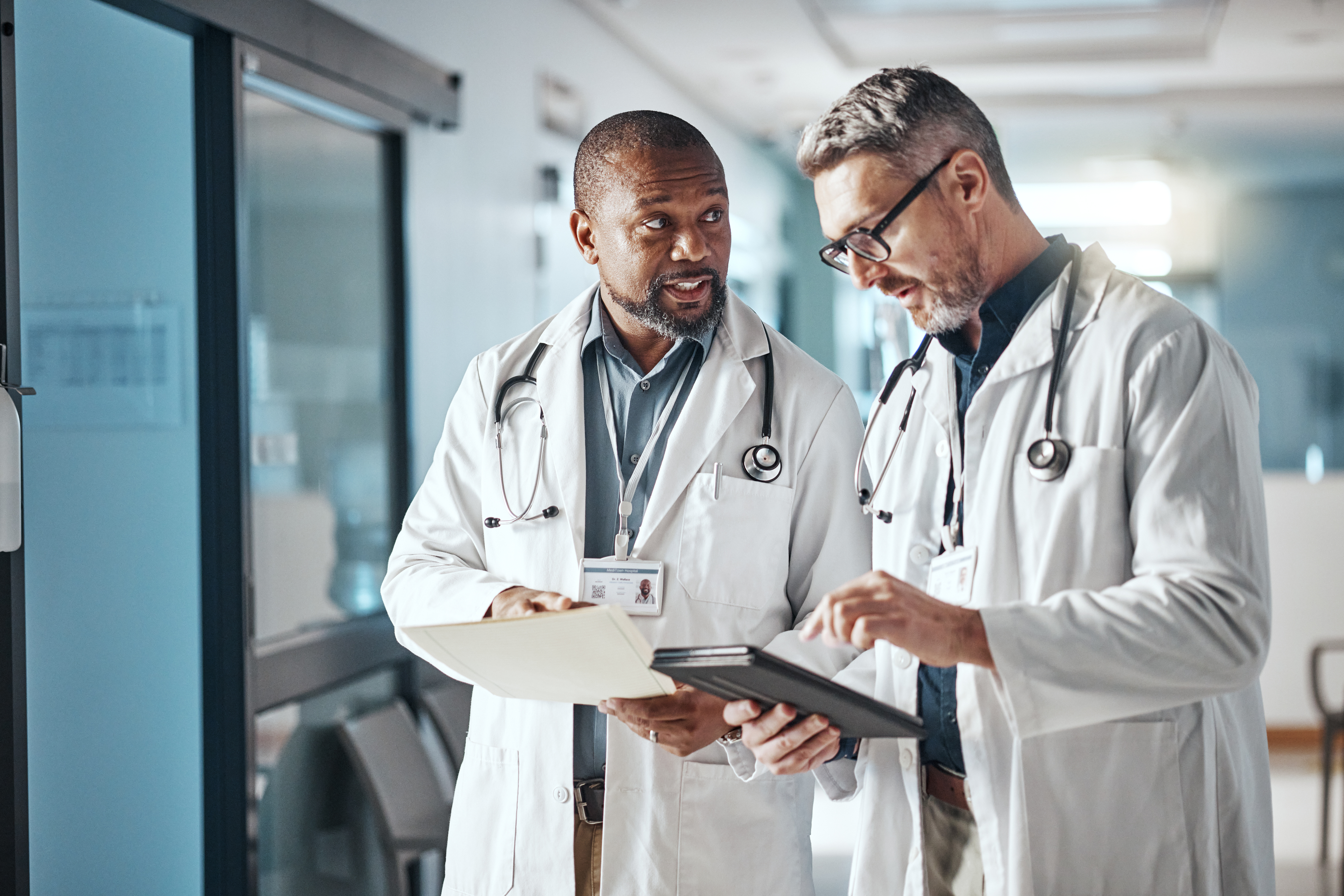 Doctors conferring